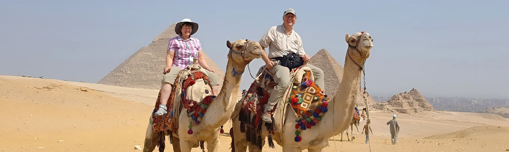 <span>Day one Tour Itinerary</span>fly from hurghada to cairo - visit giza pyramids - the Egyptian museum 
