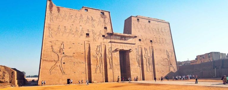<span> Day 03</span>See Edfu & Kom Ombo Tempels 