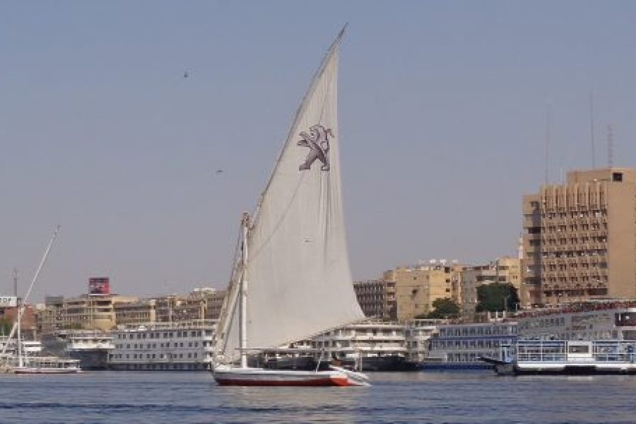 4 Days Dahabiya Nile River Cruise Aswan to Luxor