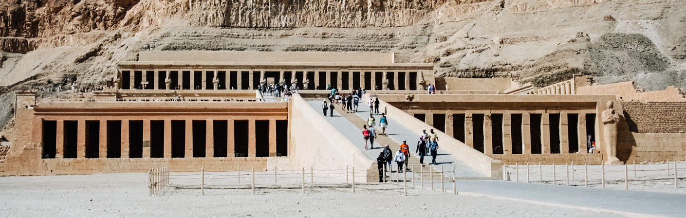 <span>Day 2 Tour Itinerary</span>Valley of the Kings, Hatshipsut Temple & Sail to Edfu via Essna