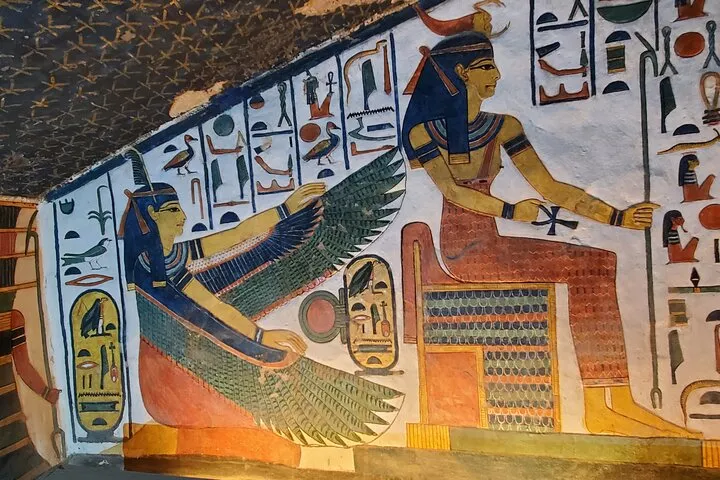 Egypt Currency Guide: Using Cards, Exchanging Cash, and Avoiding Scams