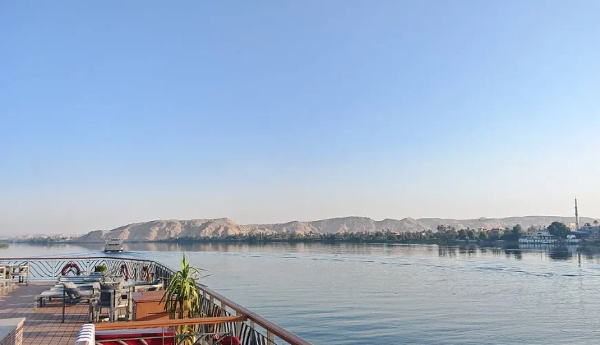 where do nile cruises dock