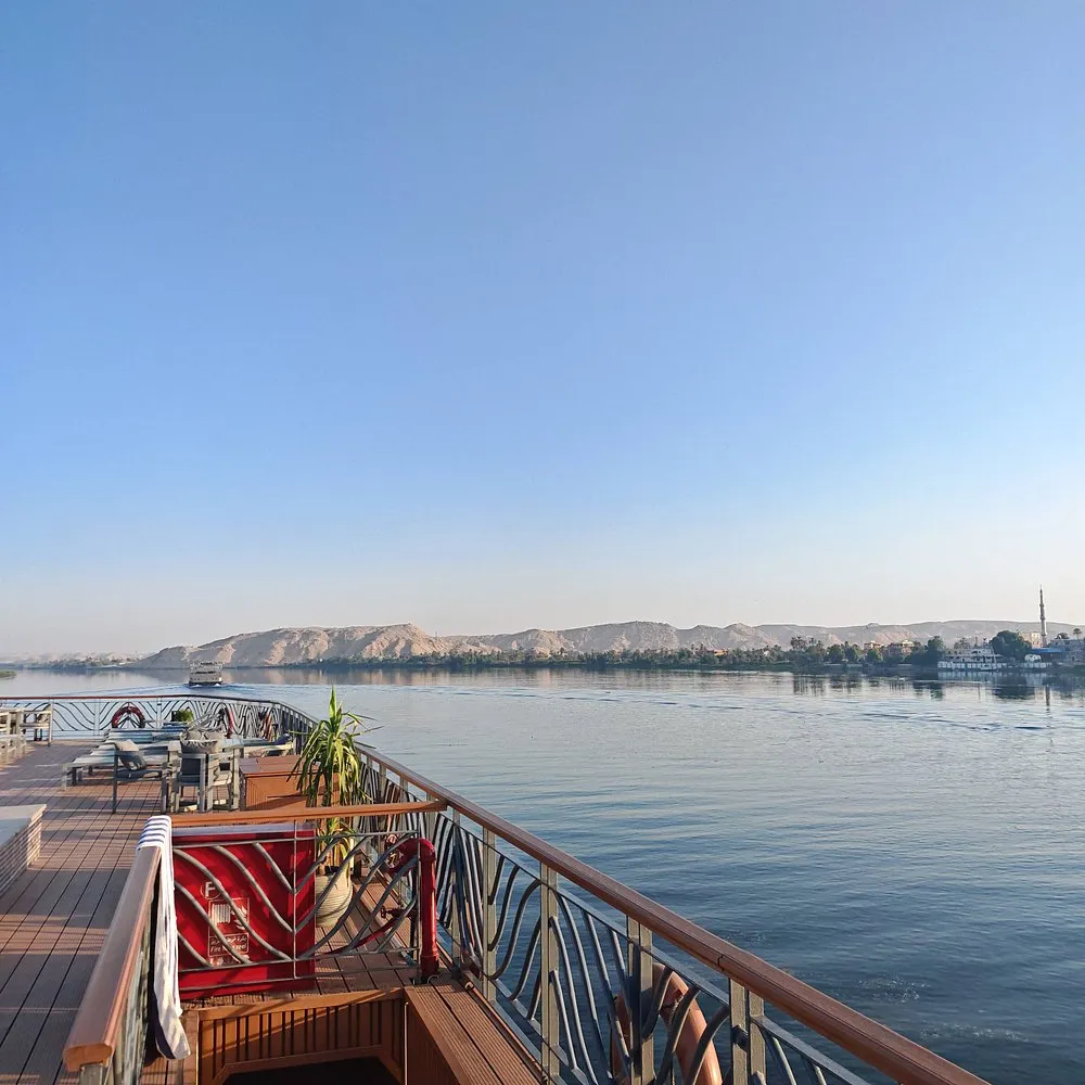 where do nile cruises dock