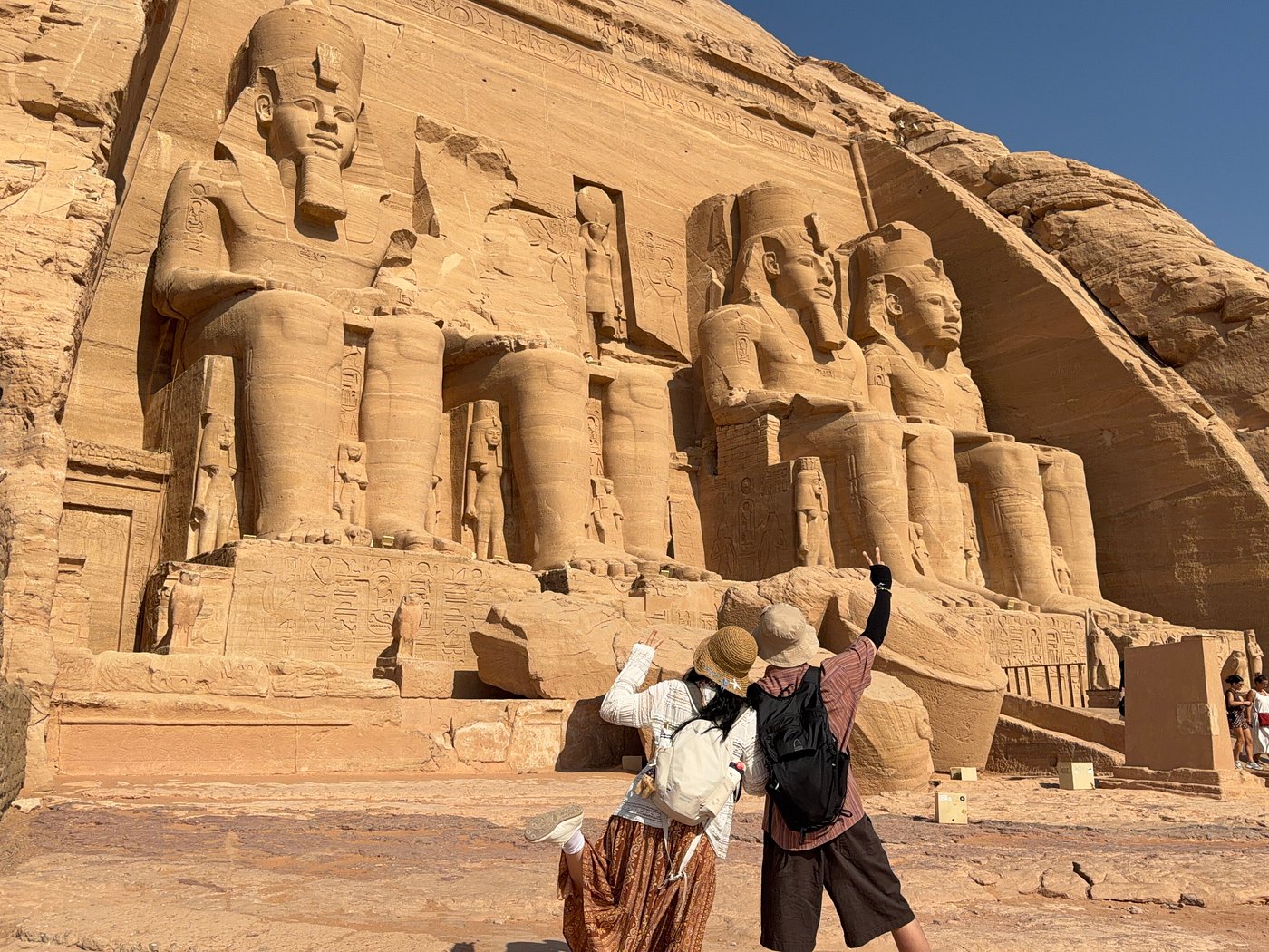 nile cruise luxor to aswan vs aswan to luxor